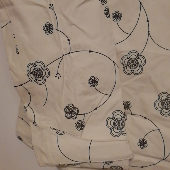 Flower pattern ivory rain jacket by Helly Hensen - Picture 5 of 5